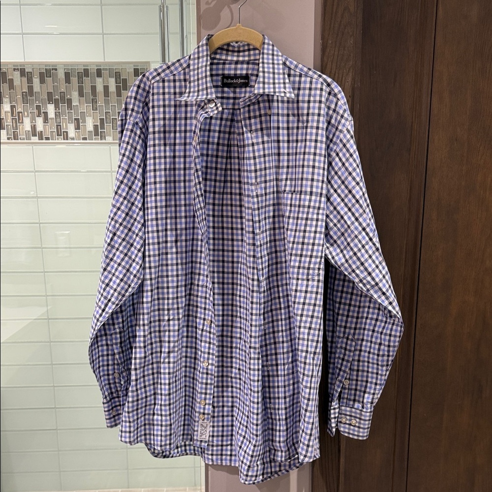 Men's Blue and White Plaid Shirt